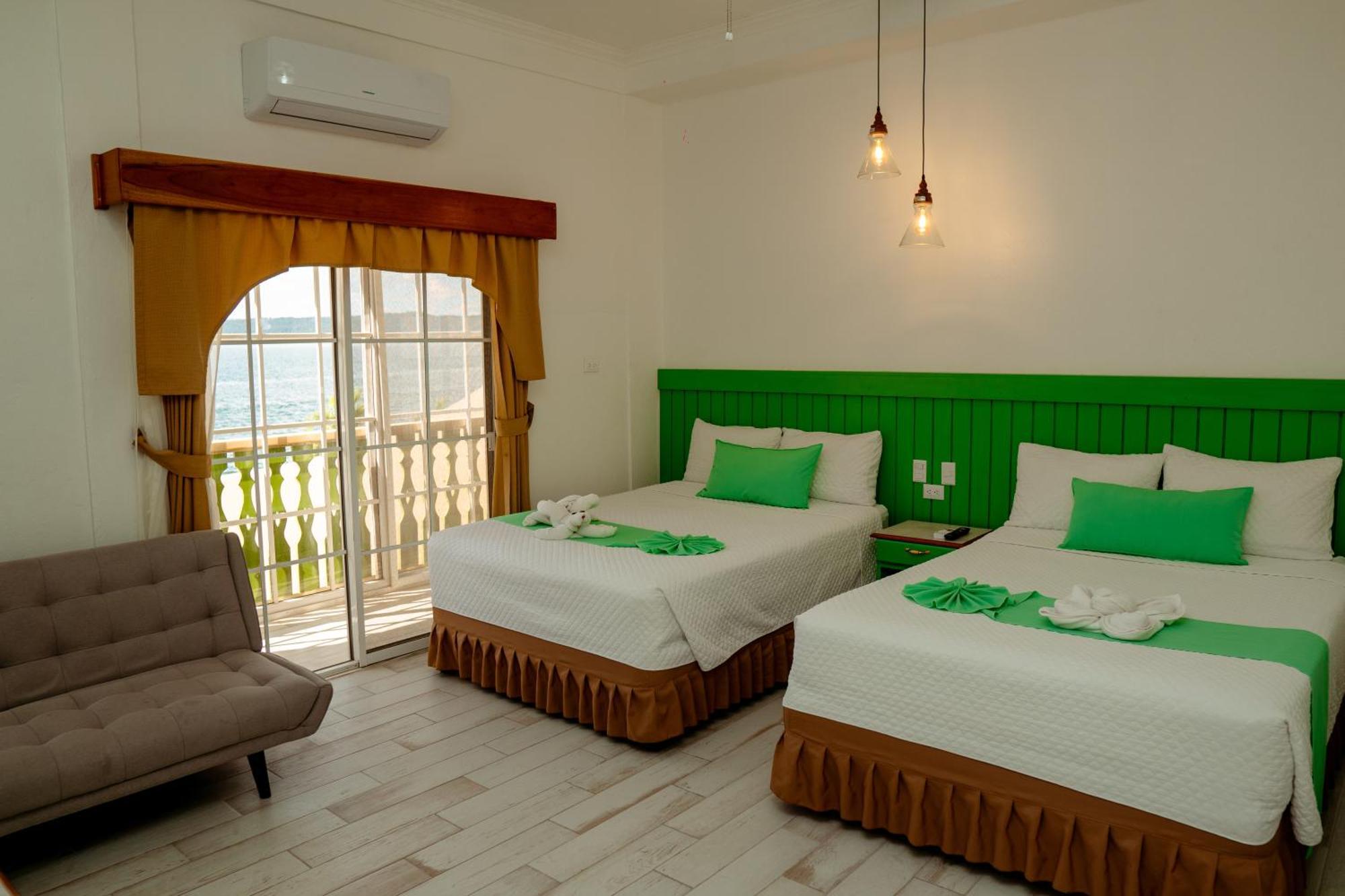Peten Hotel Flores